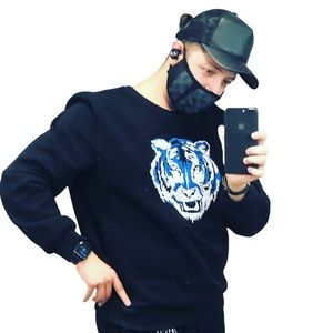 Sweatshirt TIGERS 🐅.